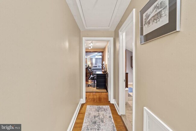 Building Photo - 79 Manor Cir