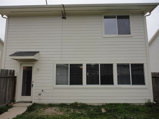 Building Photo - 802 Dragonfly Dr