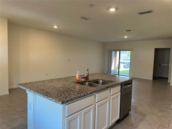 Building Photo - 13170 Bounty Ave