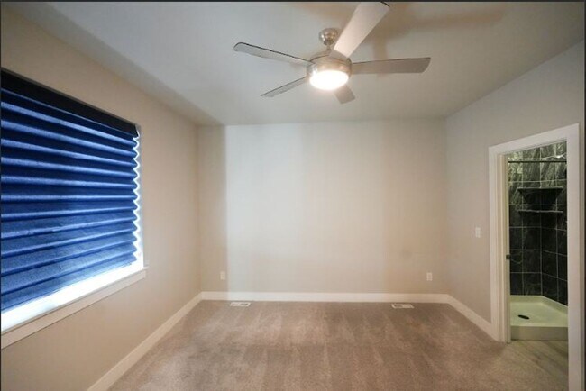 Building Photo - Modern 3-Bedroom Ranch in Grimes – Availab...