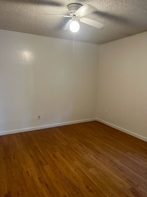 Building Photo - 2616 N Half Moon Dr
