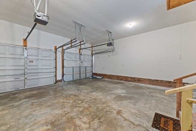 Building Photo - Live Where Others Vacation | Gated Community + Marina Access
