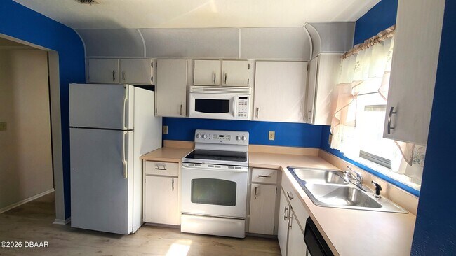 Building Photo - 428 Sandpiper Ct