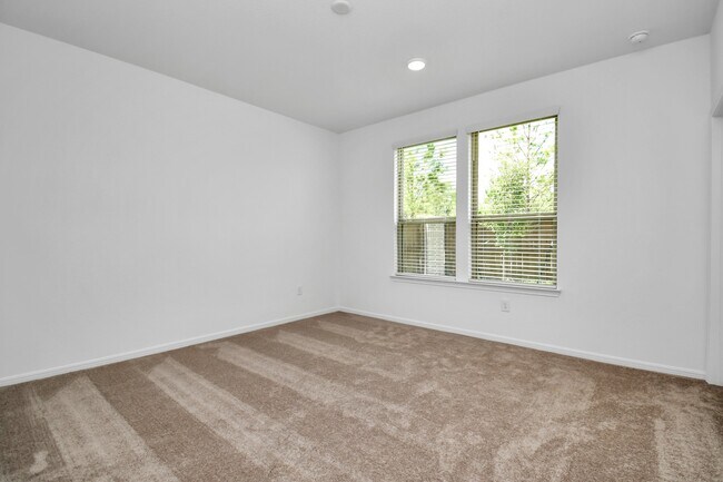 Building Photo - 16150 Elbridge Ct