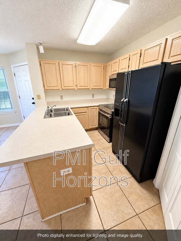 Building Photo - 1310 Sunrunner Pl