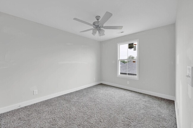 Building Photo - Beautiful New Construction Home