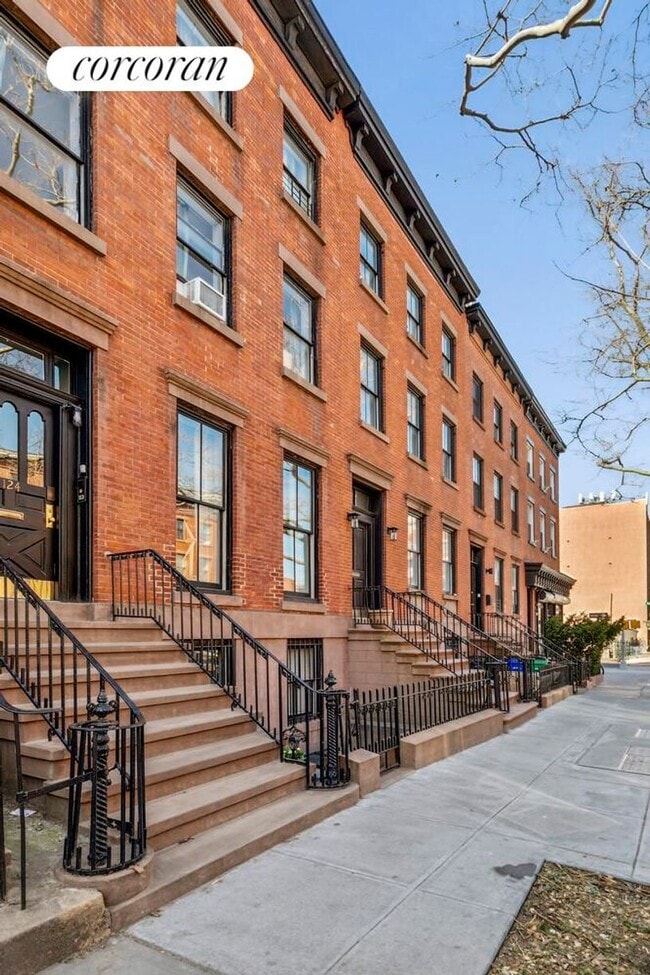 Building Photo - 124 Kane St