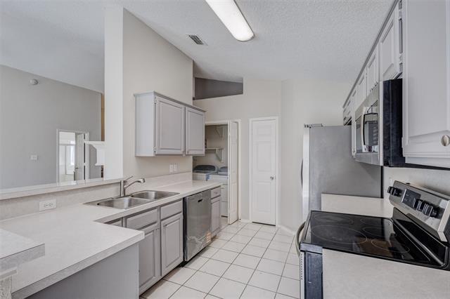 Building Photo - 9028 Brushy Creek Trail