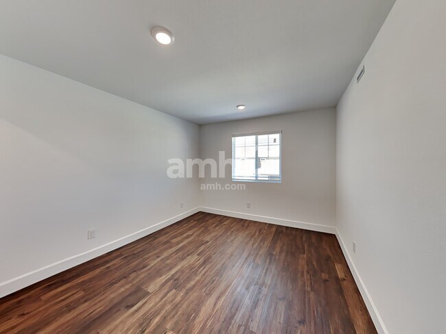 Building Photo - 4832 Blushing Star St