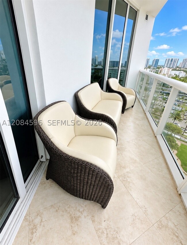 Building Photo - 18101 Collins Ave
