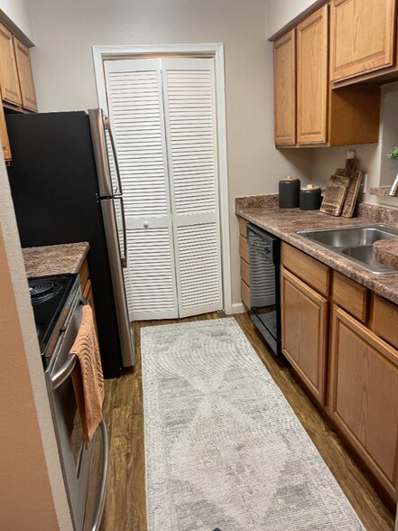 Building Photo - 4801 S Wadsworth Blvd