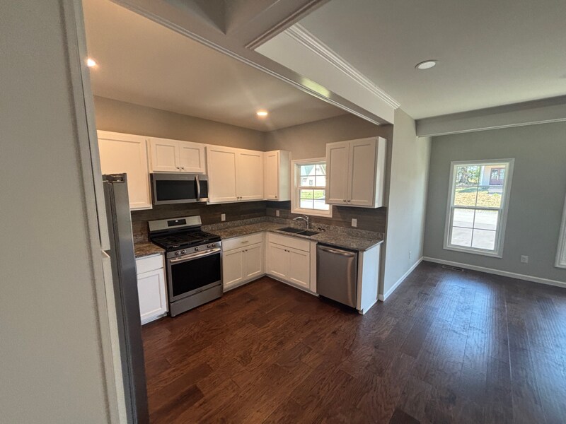 Building Photo - 106 Apache Ln