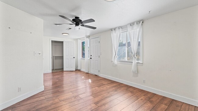 Building Photo - 3 Bedroom home in Winters