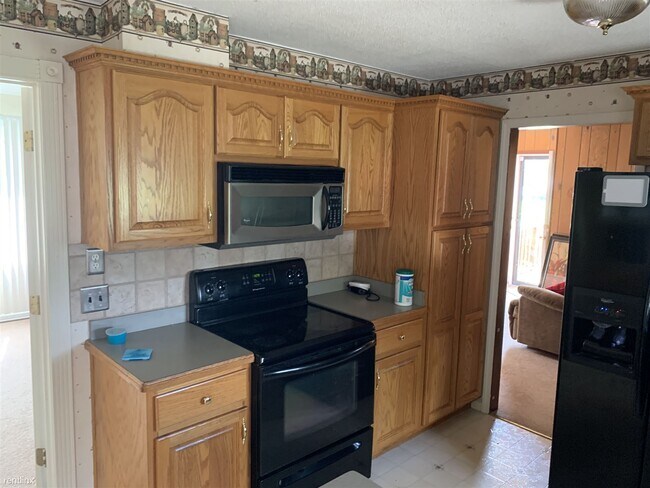 Building Photo - 3 br, 2 bath House - 1614 Ford Rd