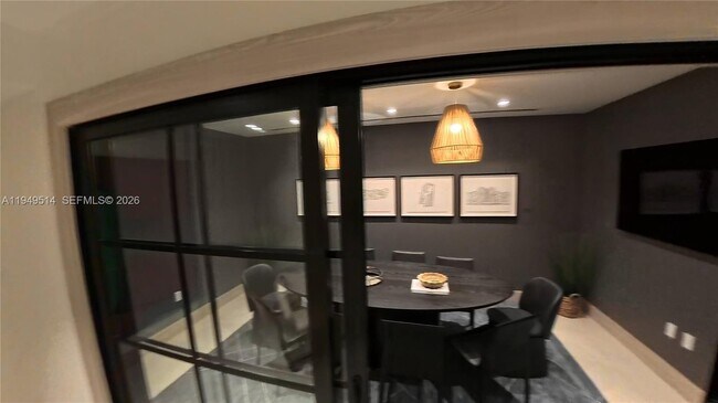 Building Photo - 225 N Miami Ave