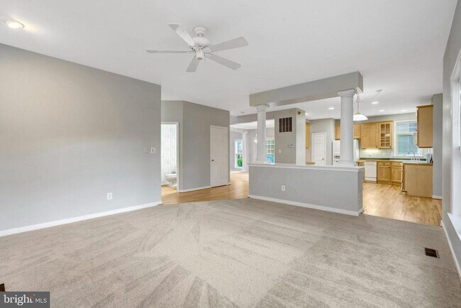 Building Photo - 26161 Rachel Hill Dr