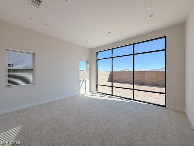 Building Photo - 10761 Canyon Bloom Dr