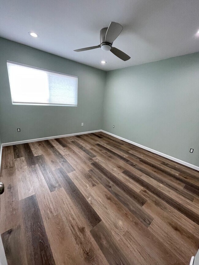 Building Photo - Remodeled 2 Bedroom Home in Imperial Beach with Garage & Private Yard