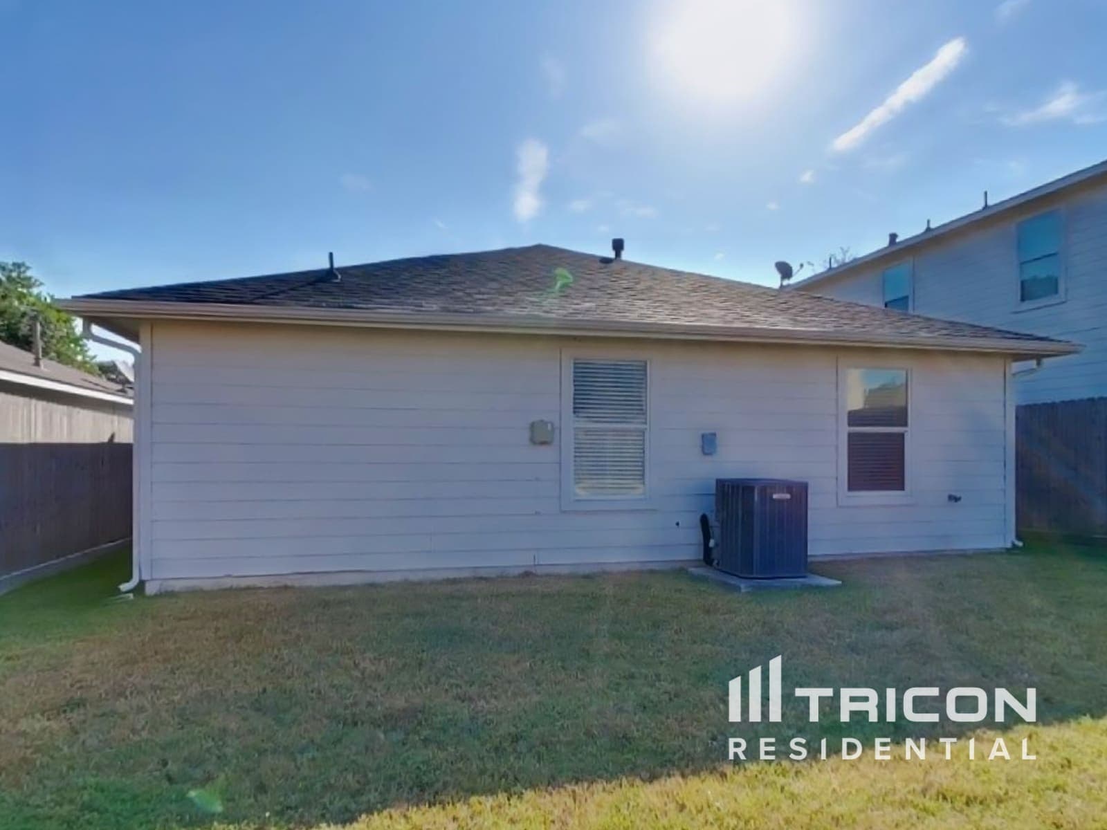Building Photo - 22823 Sugar Bear Dr