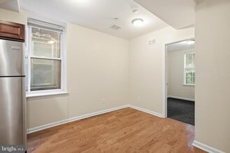 Building Photo - 2238 N Park Ave