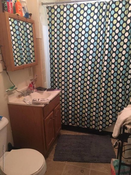 Building Photo - 4 Imrie Rd