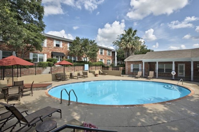 The Colony Uptown San Antonio, TX Apartment Finder
