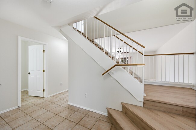 Building Photo - 4Bed + OFFICE + LOFT in Peoria! Ready for Immediate Move-In! -- FULLY REMODELED!