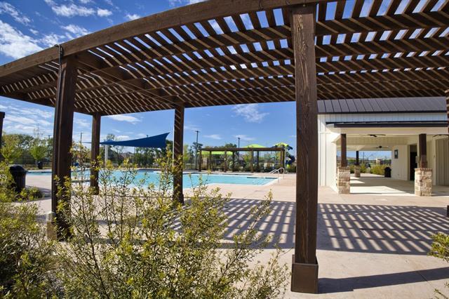 Building Photo - 804 Honey Maple St