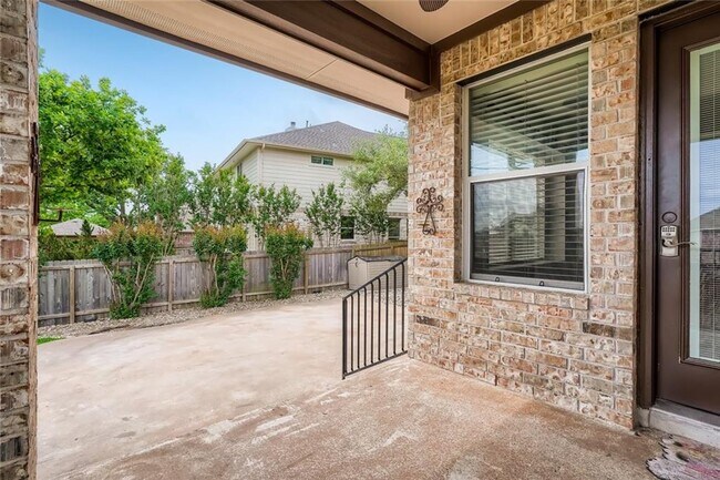 Building Photo - 2920 Cajuiles Dr