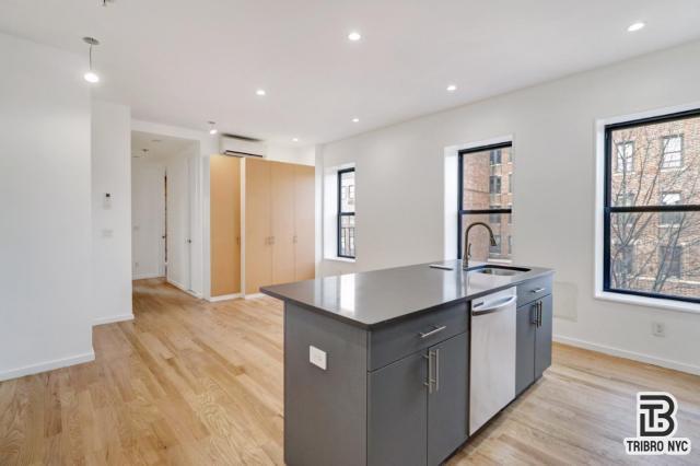 Building Photo - 4 bedroom in Brooklyn NY 11226