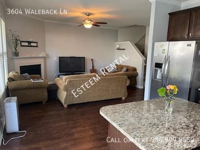 Building Photo - 3604 Waleback Ln
