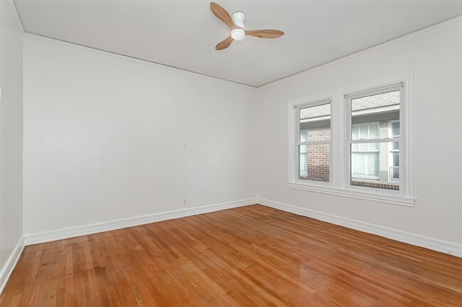 Building Photo - 4204 Prescott Ave