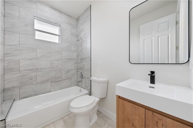 Building Photo - 3008 23rd St SW