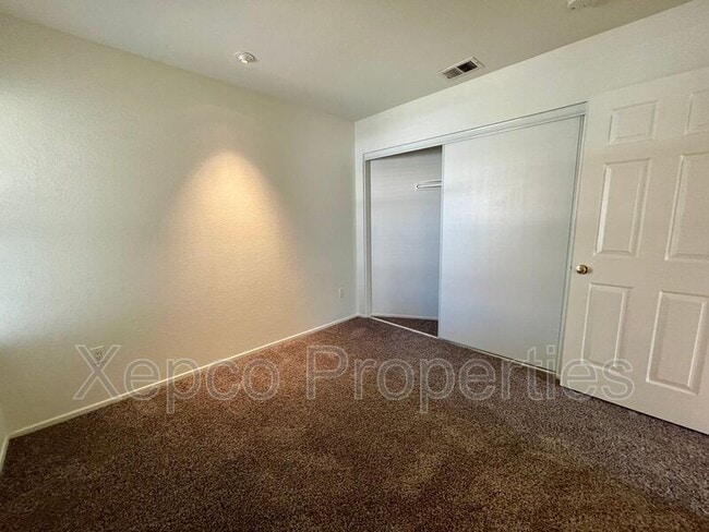 Building Photo - 79225 Laurie Ct