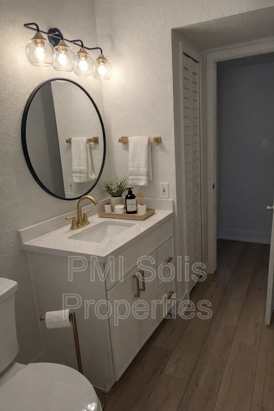 Building Photo - 18036 N 45th Ave