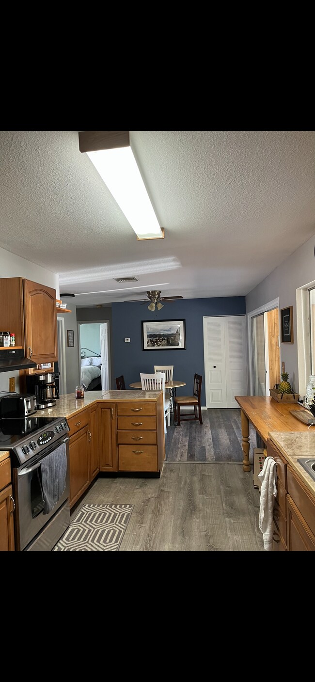 Building Photo - 5020 Crawfordsville Dr