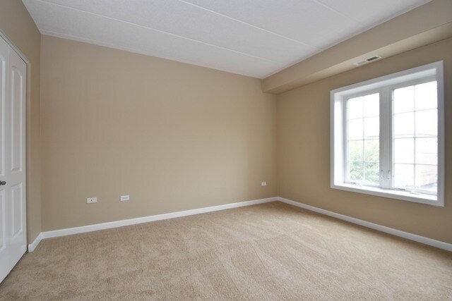 Building Photo - 9400 S 79th Ave