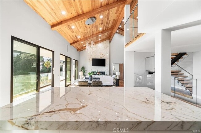 Building Photo - 8566 Hollywood Blvd