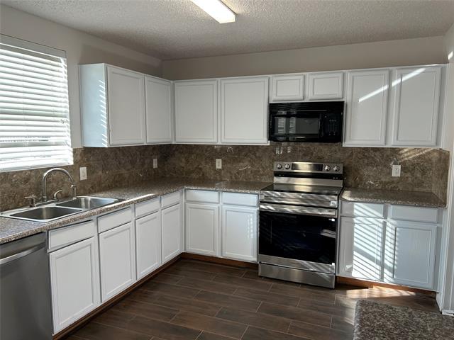 Building Photo - 3904 Kathryn Way