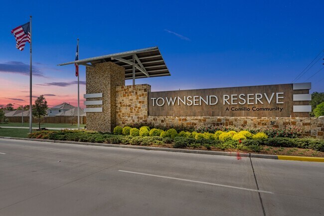 Building Photo - 13769 Kit Run