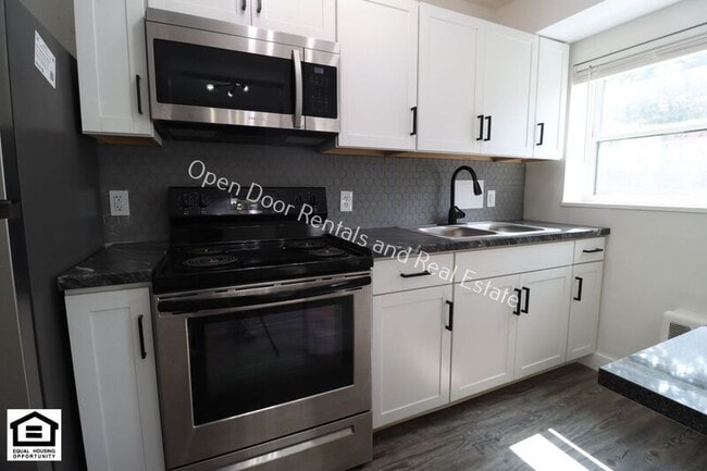 Building Photo - 1823 Griswold Dr