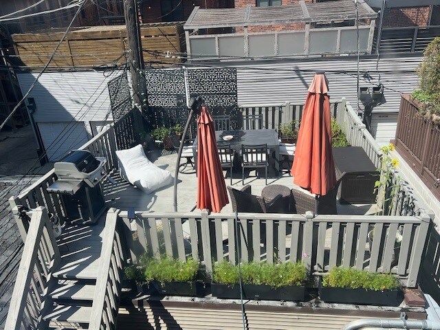 Building Photo - 1140 W Cornelia Ave