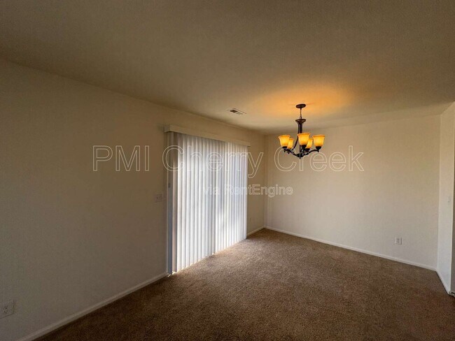 Building Photo - 12839 Mayfair Way