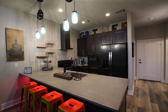 Building Photo - The Cannery Lofts - R5 (Furnished)