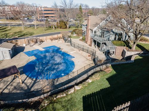 Building Photo - 4406 W 111th Terrace
