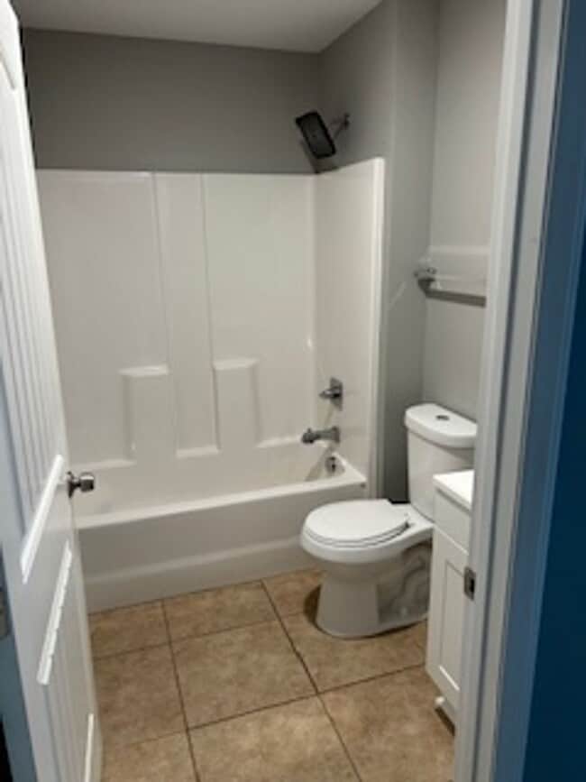 Building Photo - Gardenia Lane