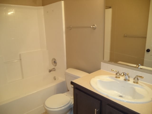 Building Photo - 2360 N Grey Hawk Ave