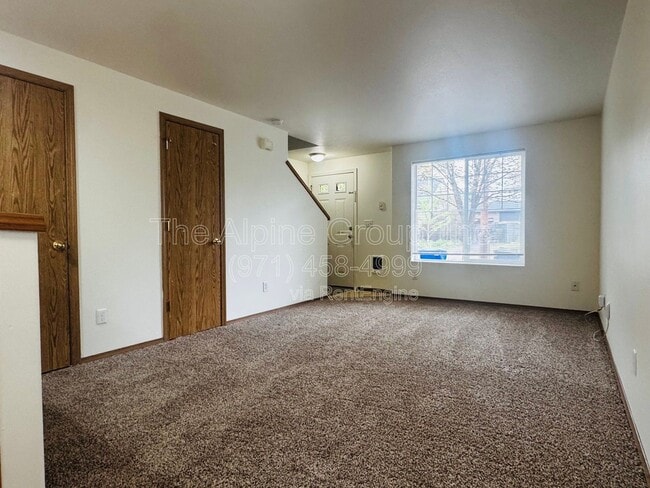 Building Photo - 8314 SE Yamhill St