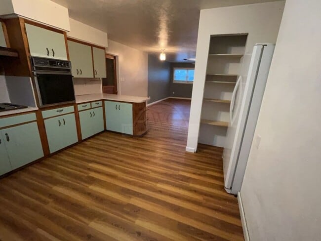 Building Photo - 1104 S 23rd St