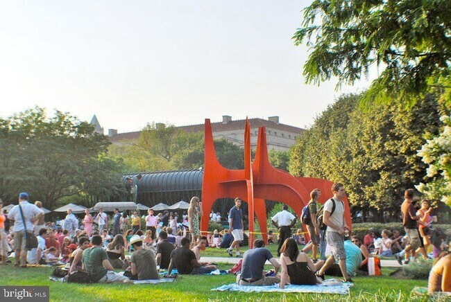 Building Photo - 616 E Street NW Unit 1020